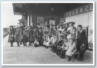  ??  ?? A welcoming party at Charwelton Station, Northampto­nshire for HRH The Duchess of Albany, 1905.