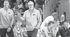  ?? DAVID BANKS/USA TODAY SPORTS ?? Iowa coach Fran McCaffery gestures to his team during the first half of a March 2 game at Northweste­rn.