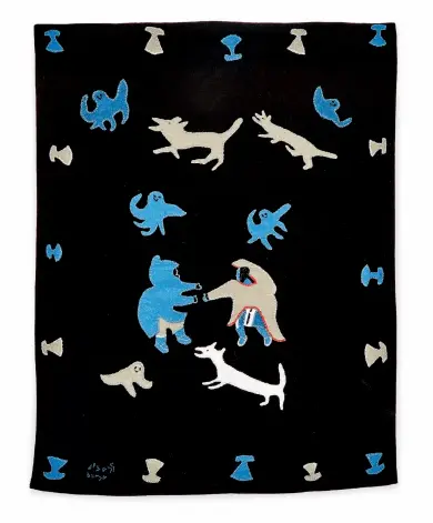 ??  ?? RIGHT
Myra Kukiiyaut (1929–2006 Qamani’tuaq) —
Summer Camp
1989
Duffel, felt and embroidery thread
86.4 × 67.3 cm
COURTESY WADDINGTON’S ᕿᑎᐊᓃᑦᑐᖅ ᒪᐃᕋ ᑯᑮᔭᐅᑦ (1929–2006 ᖃᒪᓂᑦᑐᐊᕐᒥᑦ) — ᐊᐅᔭᒃᑯᑦ ᓄᓇᒋᔭᐅᔪᖅ 1989 ᖃᓪᓗᓈᖅᑕᖅ ᐃᔾᔪᔪᖅ, ᖃᓪᓗᓈᖅᑕᖅ ᐊᒻᒪ ᑕᖅᓯᖅᓱᖅᓯᒪᓪᓗ­ᓂ 86.4 × 67.3 cm ᐊᐃᑦᑐᖅᑕᐅᔪᖅ ᕗᐊᑎᖕᑕᓐ ᓴᓇᐅᒐᖃᕐᕕᐊᓂᑦ