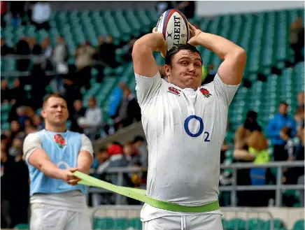  ?? PHOTO: PETER CZIBORRA/ REUTERS ?? Dylan Hartley and Jamie George during training with England for the Six Nations championsh­ips.