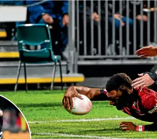  ?? GETTY IMAGES ?? Crusaders wing Sevu Reece scores in the corner last night as the home side marched to another Super title. Inset: Chiefs talisman Damian McKenzie did his best to turn the tide.