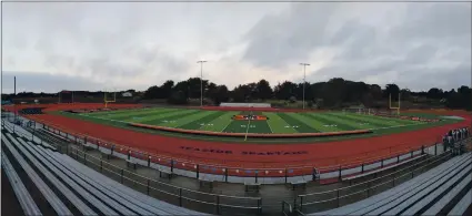  ?? PHOTOS BY JOHN DEVINE — MONTEREY HERALD ?? Seaside High School’s new artificial turf field and all-weather track have been completed.