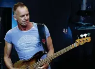  ??  ?? Consulenza Il cantante Sting, 66 anni, è stato chiamato, con la moglie Trudie Styler, nell’advisory board di Jana Partners, fondo attivista socio di Apple che guida la campagna per proteggere i bambini contro la dipendenza da smartphone