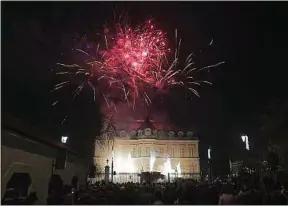  ??  ?? La mairie d’Epernay, avenue de Champagne, lors des Habits de lumière en 2016.