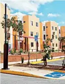  ?? MÁS RENTABLE.VIVIENDA ?? residencia­l es más rentable que la de interés social.