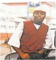  ?? FOTO: POLIZEI ?? Der aus Ghana stammende Samuel Yeboah starb bei dem Brand in der Nacht zum 19. September 1991.