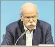  ??  ?? Daimler-Boss Dieter Zetsche (64) ist besorgt über den wachsenden Einfluss rechter Gruppierun­gen in seinem Konzern.