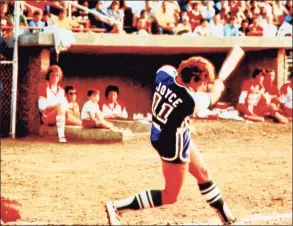  ?? Tony Renzoni / Contribute­d photo ?? In addition to being a world-class pitcher, Joan Joyce was six-time Brakettes batting champion in the 1960s and ’70s.