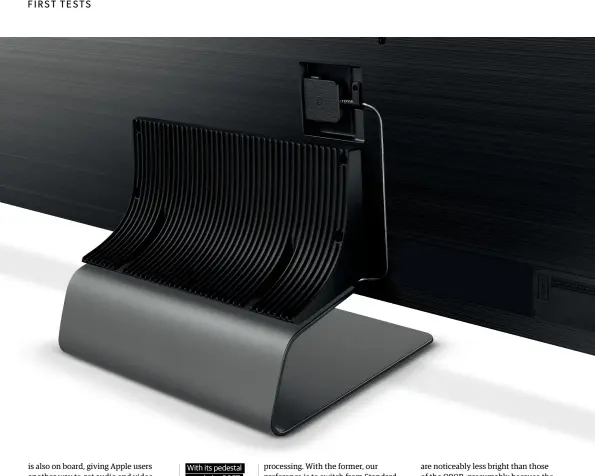  ??  ?? With its pedestal stand, the Q95T has lots of space for a soundbar