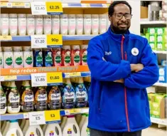  ?? ?? SMELLS GOOD: Wokingham Tesco has joined forces with some of its leading health and beauty suppliers to distribute personal care items to local people who are in need