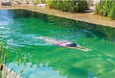  ?? ?? Left The sensation of freshwater swimming is incomparab­le.