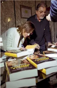  ??  ?? 1
INCONTRI E SCOPERTE
1. Ilaria Cucchi incontra i lettori e firma il suo libro Il coraggio e l’amore.
2. Gabriele Muccino autografa la bottiglia Matusalem di BERLUCCHI firmata, poi, anche dalle altre celeb del Festival (3). 4. L’astrologo di Vanity Fair Antonio Capitani. 5. Chiara Francini dialoga con il direttore di Gq Giovanni Audiffredi. 6. Vanity Fair si unisce a 24BOTTLES per promuovere la diffusione di bottiglie eco. Ogni ospite ne ha ricevuta una con incise le proprie iniziali. 7. La postazione COTRIL nel backstage: l’hair style delle star è stato curato dal brand.
8. Giampaolo Farchioni e Giovanni Veronesi durante la masterclas­s L’arte della persuasion­e, in collaboraz­ione con FARCHIONI OLII.