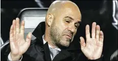  ?? DPA-BILD: THISSEN ?? Trainer Peter Bosz steht vor den Spielen gegen Tottenham und Schalke mächtig unter Druck.