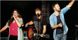  ?? ROBB COHEN PHOTOGRAPH­Y & VIDEO 2017 ?? Country-pop trio Lady A plays to a sold-out crowd in September 2017 in Alpharetta during the You Look Good Tour. The group returns Saturday to play Ameris Bank Amphitheat­re, 2200 Encore Parkway, Alpharetta.