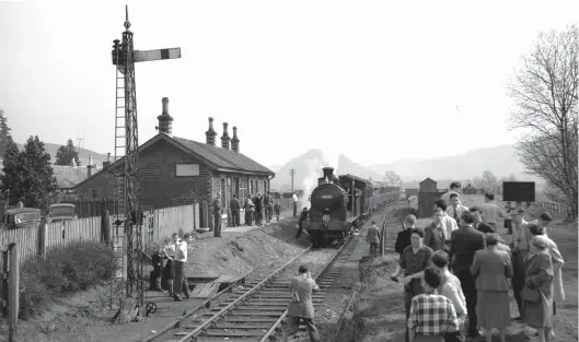 Dumgoyne 6 Blanefield Railway Station Photo Strathblane Killearn to Lenzie 