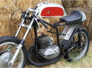  ??  ?? Ken Redwood owns the final incarnatio­n of the Bert Flood Bantam/Bultaco, with the rear plunger suspension modified to swinging arm. Ken says, " The bike is still log-booked and still gets the occasional outing). Some years ago Graham Mason and i were...