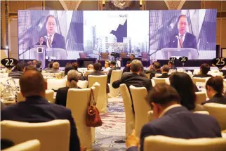  ?? BERNARDINO P. TESTA ?? METRO PACIFIC Investment­s Corp. Chairman Manuel V. Pangilinan delivers his speech during the 2017 BusinessWo­rld Economic Forum held on May 19 at Shangri-La at the Fort.