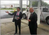  ?? JOSEPH PHELAN — JPHELAN@ DIGITALFIR­ST MEDIA.COM ?? Drew West and U.S. Rep. Paul Tonko at American Natural Gas headquarte­rs.