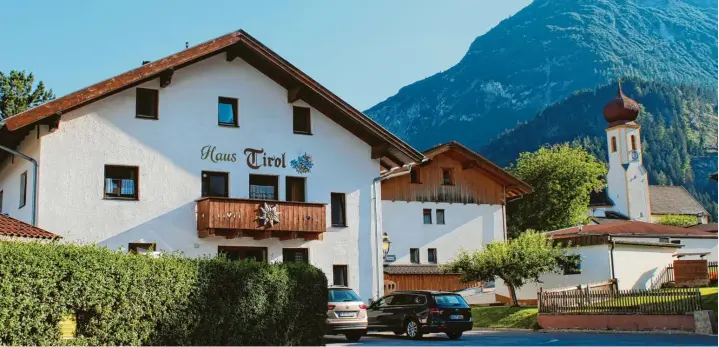  ?? Fotos: Rudi Nägele ?? Das Haus Tirol in Vorderhorn­bach ist seit 2019 im Besitz des Alpenverei­ns Friedberg.