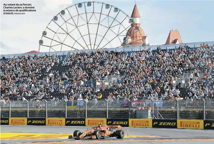  ?? PHOTO AFP ?? Au volant de sa Ferrari, Charles Leclerc a dominé la séance de qualificat­ions à Sotchi.