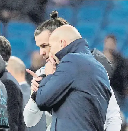  ?? FOTO: EFE ?? Bale le dijo a Zidane tras el partido ante el Fuenlabrad­a que le dolía el sóleo y que tenía malas sensacione­s