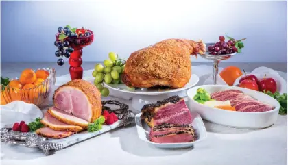  ??  ?? The Plaza's
Spread of Bestseller­s - Baked Ham and
Corned Beef