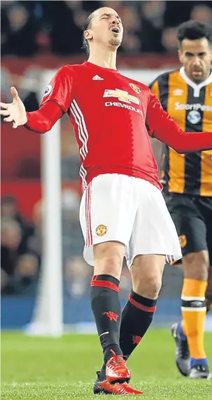  ??  ?? Zlatan Ibrahimovi­c and his team were held at home by Hull last night.