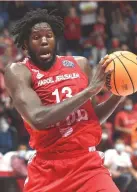  ?? (Berney Ardov) ?? DESPITE AN impressive continenta­l debut for Hapoel Jerusalem’s Anthony Bennett, the host Reds fell 86-84 to Karsiyaka on Tuesday night in Champions League action.