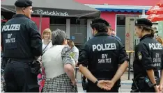  ?? Foto: Thomas Hilgendorf ?? Für die Polizei ergab sich zwar „keine konkrete Gefährdung“, doch trotzdem wurde die Zahl der Beamten in Donauwörth stark erhöht.