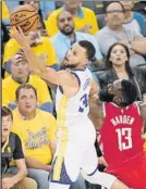  ?? FOTO: EFE ?? Steph Curry y James Harden