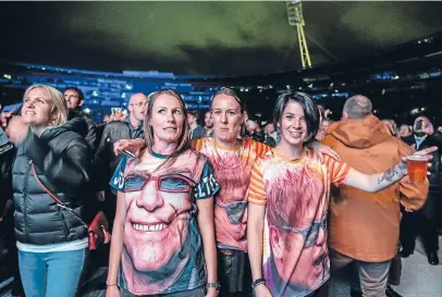  ?? Photo: BRADLEY GARNER CREATIVE ?? Elton John fans soak up the atmosphere at his Wellington concert in Westpac Stadium on Saturday. Before the show, many fans enjoyed a bit of shopping, which pleased retailers.