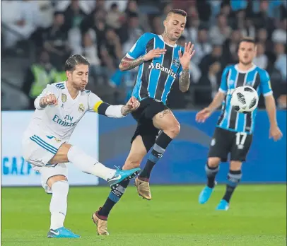  ?? FOTO: AP ?? El Real Madrid no está en su mejor momento, pero consiguió su sexto Mundial de Clubs contra Gremio de Porto Alegre