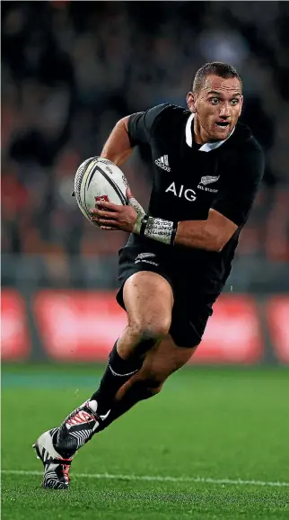  ??  ?? All Black Aaron Cruden has signed a $3.8 million three-year deal with French Club Montpellie­r.