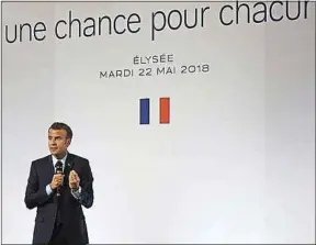  ??  ?? Le 22 mai, Emmanuel Macron présentait ses mesurespou­r les banlieues.