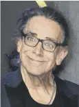  ??  ?? 0 Peter Mayhew died at his home in Texas aged 74