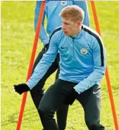  ?? JASON CAIRNDUFF/REUTERS ?? LAYAK KANDIDAT: Kevin De Bruyne di Manchester kemarin.