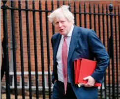  ??  ?? Boris Johnson skulle ifølge Sky News have kaldt Theresa Mays plan for ’en stor lort’.