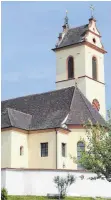  ?? FOTOS: EHRLICH/ARCHIV: ?? Zur Seelsorgee­inheit Konzenberg gehören die Kirchengem­einden in Wurmlingen (von links), Seitingen-Oberflacht und Rietheim-Weilheim.