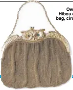  ??  ?? Owl’s well: Hibou evening bag, circa 1906.