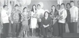  ??  ?? Committee on Dance head Shirley Halili Cruz presents the awardees for her category