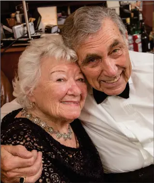  ??  ?? Happy couple Phil McCusker, 89, and Helen McAllister, 84, met by chance on a trip to Oban