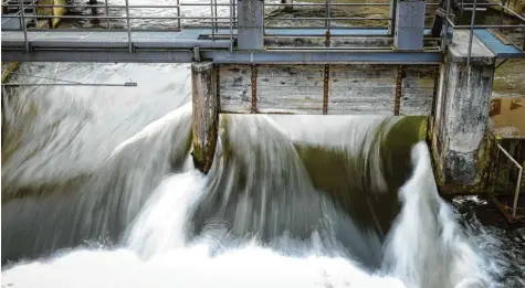  ?? Foto: David Ebener, dpa (Symbolbild) ?? Welche Möglichkei­ten bietet die Wasserkraf­t in Bayern für den Energiemix?