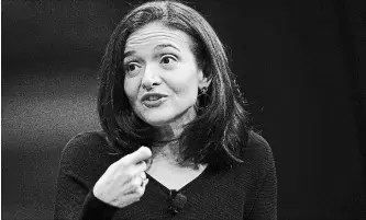  ?? PATRICK T. FALLON
BLOOMBERG ?? Sheryl Sandberg, chief operating officer of Facebook, has been apologizin­g for the scandal.