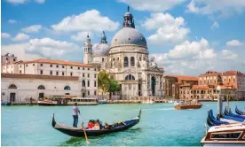  ?? Photograph: Scott Wilson/Alamy ?? Santa Maria della Salute in Venice, where Zarin ‘wearied of her boyfriend’s chatter’.