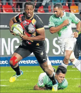  ?? Picture: GALLO IMAGES ?? STARTING OPPORTUNIT­Y: Wing Wandile Mjekevu will be looking to inject extra pace into the Southern Kings backline when they face the Waratahs tomorrow