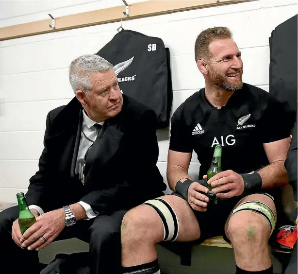  ??  ?? Steve Tew shares a beer with All Blacks captain Kieran Read and coach Steve Hansen after the win against the Wallabies in Dunedin in August. Tew says reta