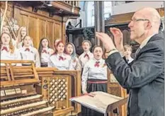  ?? JULIA COOK PHOTO ?? The Confederat­ion Centre Youth Chorus is made up of about 50 singers under the age of 18. Led by music director Don Fraser, the chorus welcomes new members.