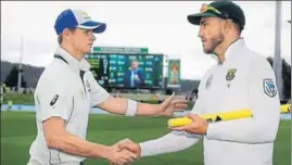  ?? GETTY IMAGES ?? Steven Smith (left) and Faf du Plessis have agreed to keep emotions in control. ■