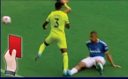 ?? SKY SPORTS ?? Got to go: Rondon lunges two-footed at Henry