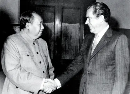  ?? Ap ?? El histórico encuentro entre Mao Zedong y Nixon en 1972